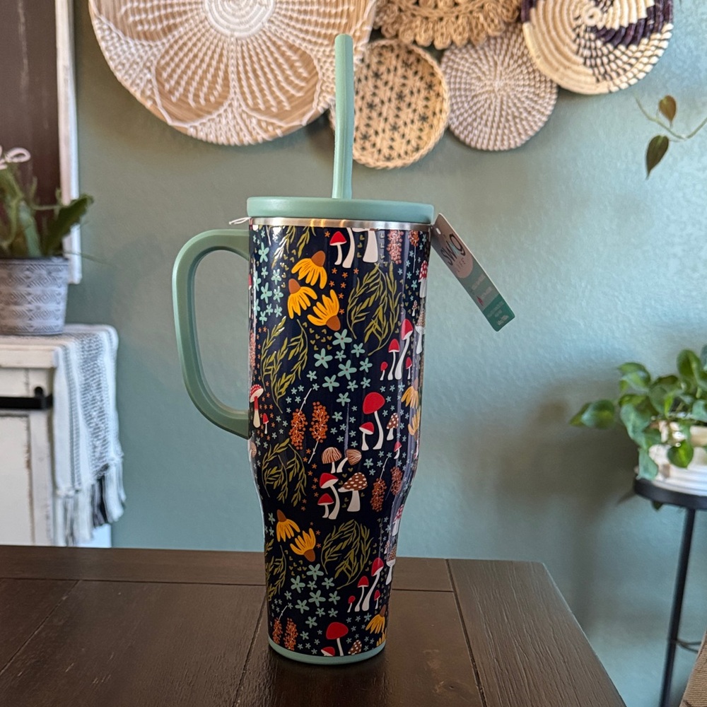 Swiglife MUG MUSHROOM MEADOW 40 OZ! New! Limited Edition!